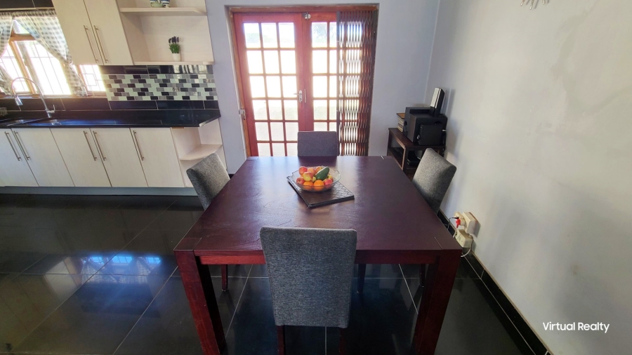 4 Bedroom Property for Sale in Thornton Western Cape